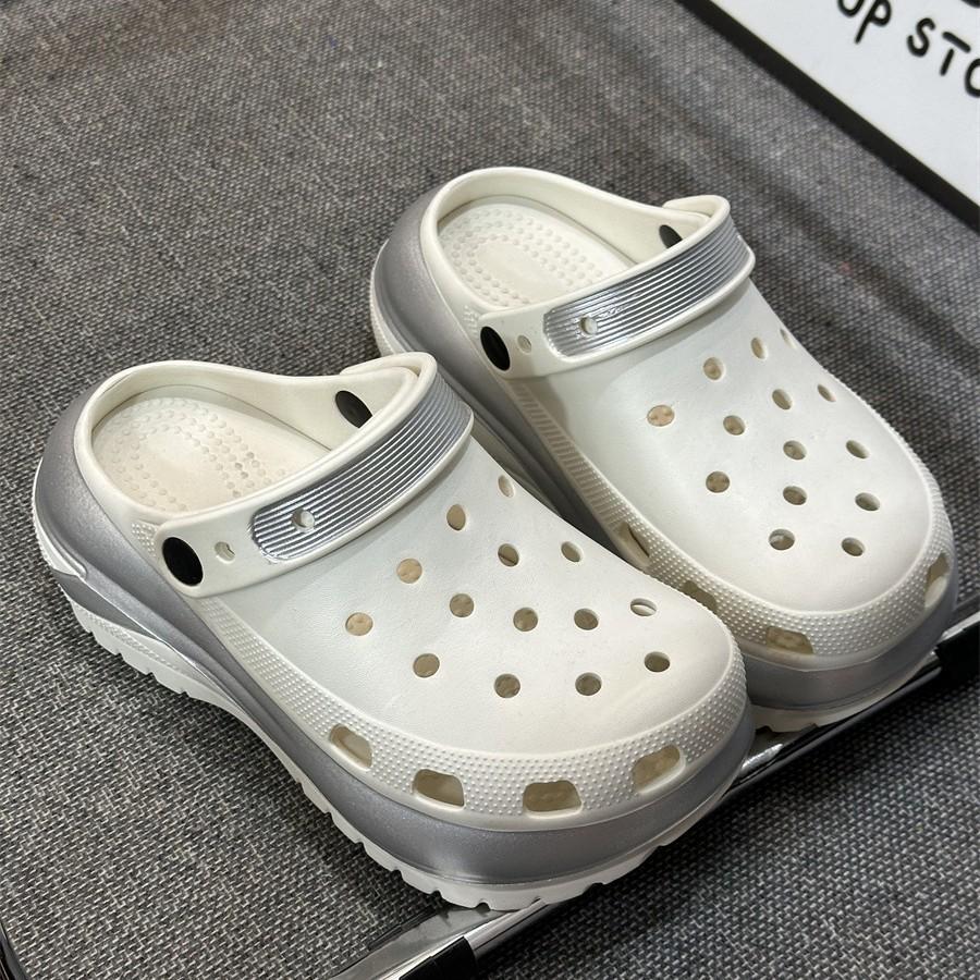 

Новые летние шлепанцы с дырочками, женская летняя обувь для улицы на толстой подошве, женские шлепанцы с закрытым носком 40/41 (suitable for 39/40)