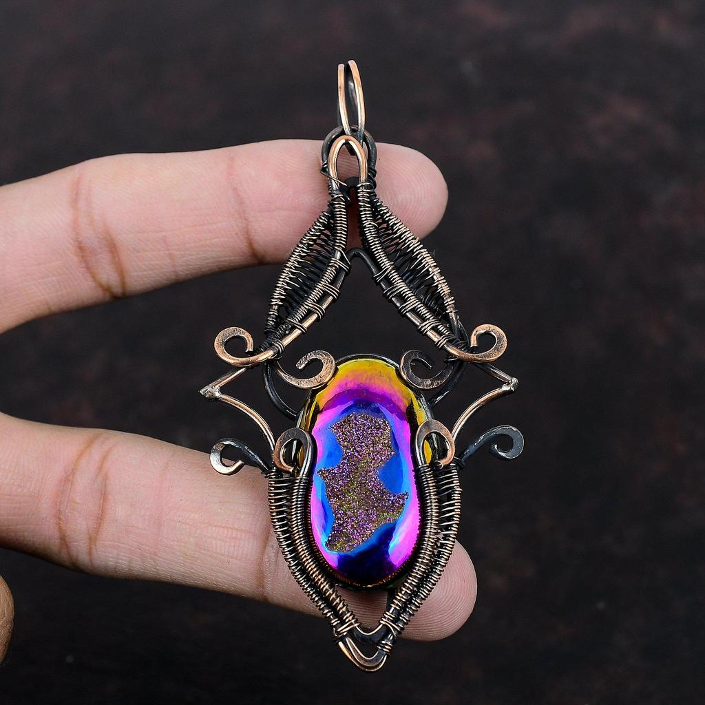 Pandantiv din titan Druzy, înfășurat în sârmă de cupru, pandantiv lucrat manual, bijuterii frumoase din cupru, pandantiv cu pietre prețioase, înfășurat în sârmă, cadou pentru el