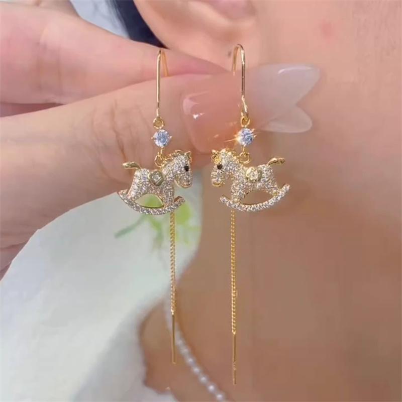 Light Luxury Shiny Zircon Horse Drop Earrings for Women Elegant Long Tassel Animal Horse Earrings Aesthetic Party Jewelry Gifts