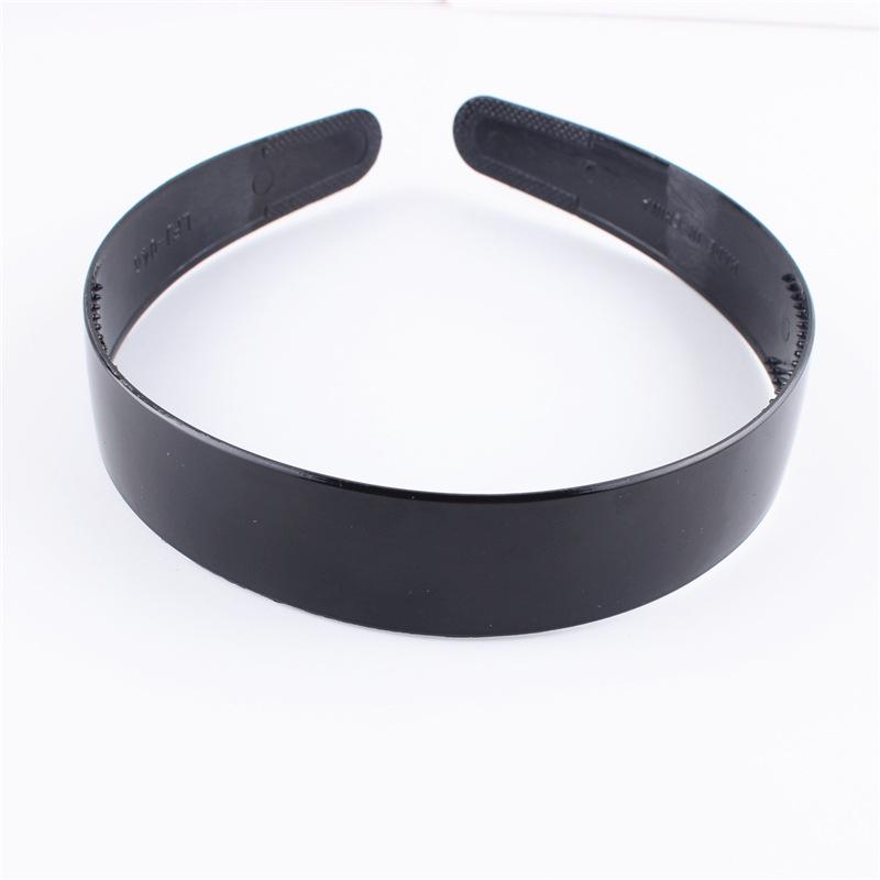 Men's & Women's Black Wave Headband: Sporty, Simple, with Teeth for Slicked Back Hair and Face Washing.