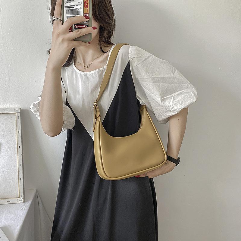 Versatile Women's Bag, Retro Single-shoulder Bag, Fashionable Wide Shoulder Strap Crossbody Bag
