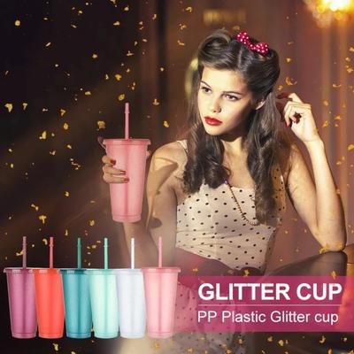 5 Stück 24oz Glitzerbecher mit Strohhalm & Deckeln Wiederverwendbare Hartplastikbecher Hochzeitsfeier Sommer-Trinkbecher Mädchens Lieblingsbecher