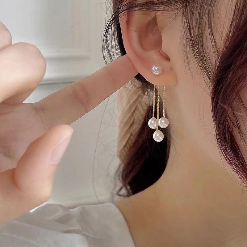 

2023 Pearl Tassel Earrings: Trendy, Niche, Gentle, Light Luxury Studs for Women