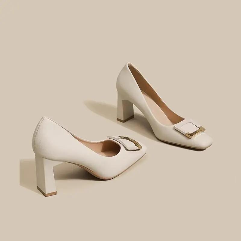 Damenschuhe klassisch runde Spitze braunes Leder Slipper quadratischer Absatz Schuhe Dame cool Komfort Arbeitspumps ab693