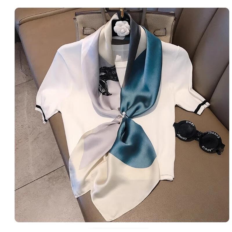 HANDUNYOU French Style Striped Square Scarf