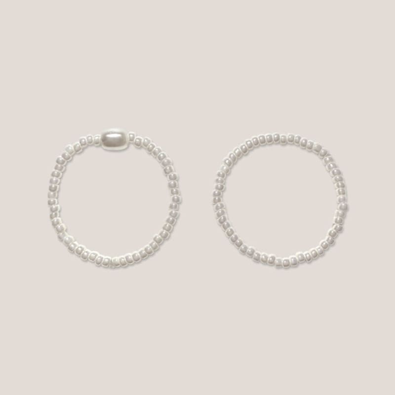 A Little Tickle Scheme Milk Bead Ring