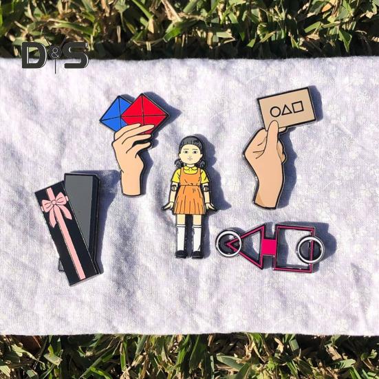 1/5Pcs Acrylic Brooch Set Creative Shape Smooth Touch Mini Size Funny Badge Lapel Pin Backpack Decorations