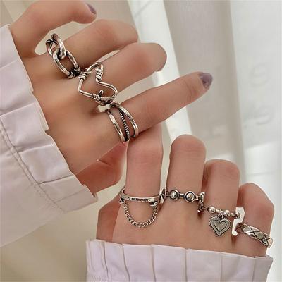 7pcs/set Fashion Heart Chain Ring Set For Women Metal Copper Color Geometric Hollow Finger Ring Trendy Zircon Gifts 2023