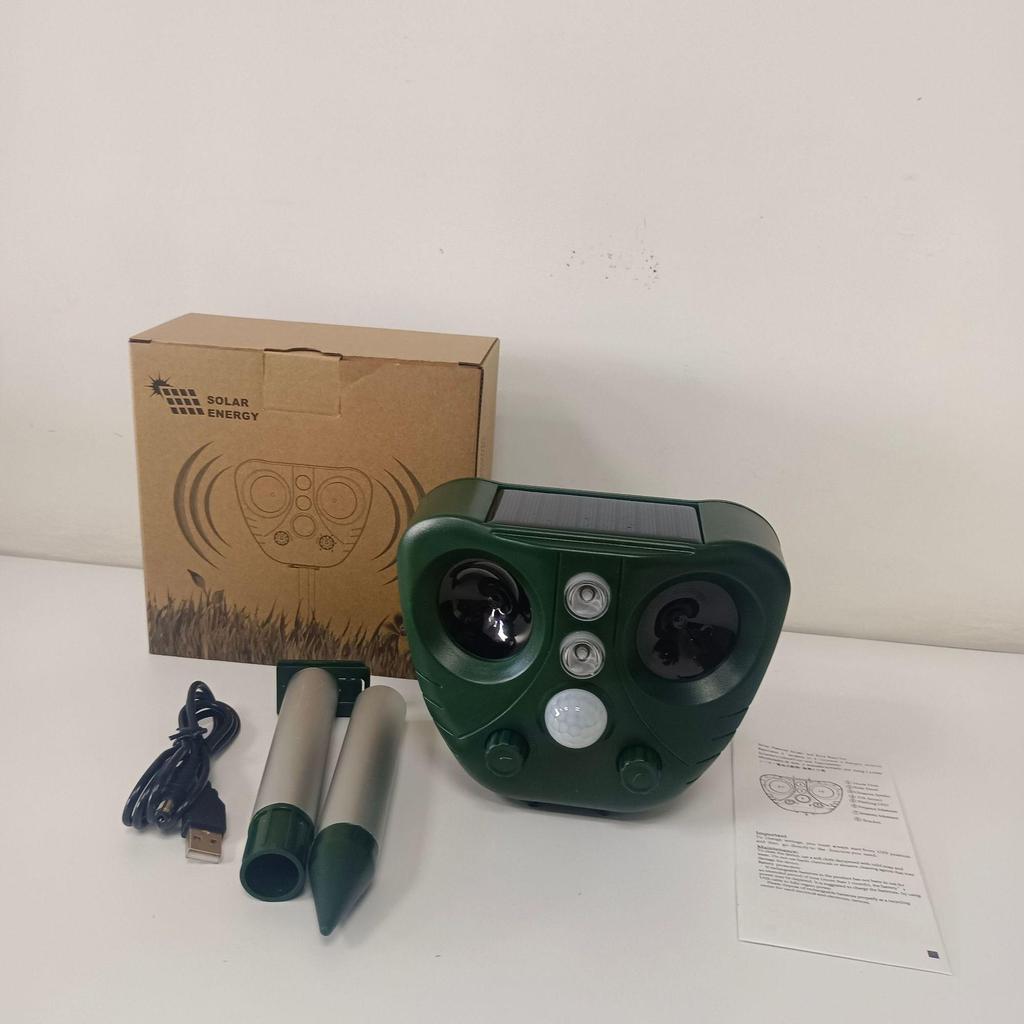 Outdoor Solar Ultrasonic Pest Repeller with Infrared Bird and Insect Deterrent