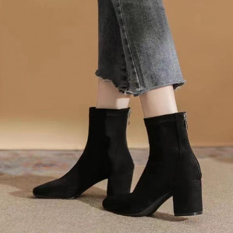 Nude höga klackar Franska tjocka klackar korta stövlar damens nya höststövlar mocka fyrkantig klack höga klackstövlar nude stövlar dam