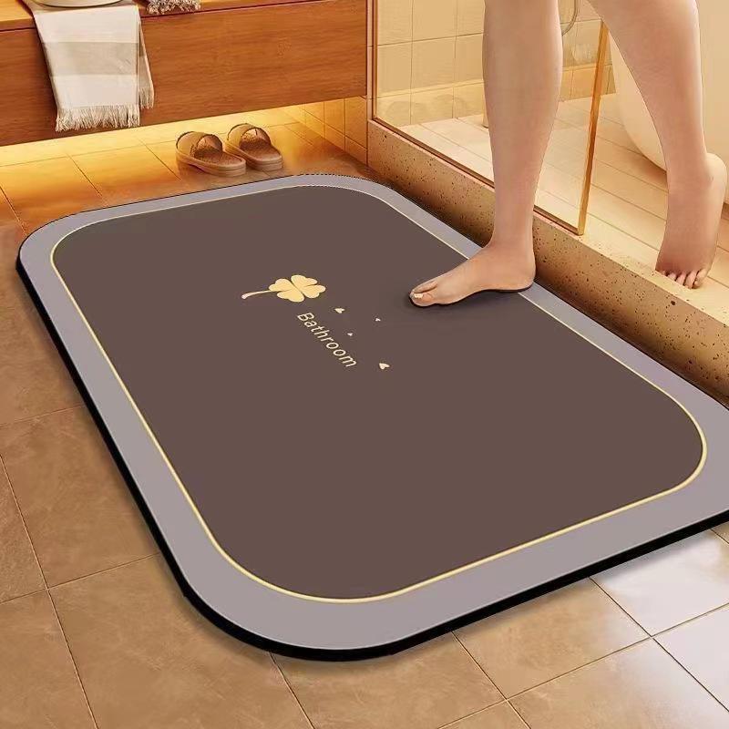 Minimalist Non-Slip Diatomaceous Earth Bath Mat - Absorbent, Dirt-Resistant, Easy-to-Clean Doormat for Bathroom and Entrance.