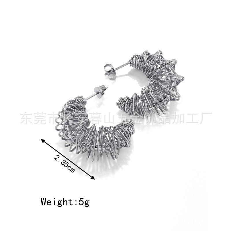 Women's Irregular Mesh Twist Hollow Earrings Niche Cool High-end 18K Titanium Steel Earrings Jewelry