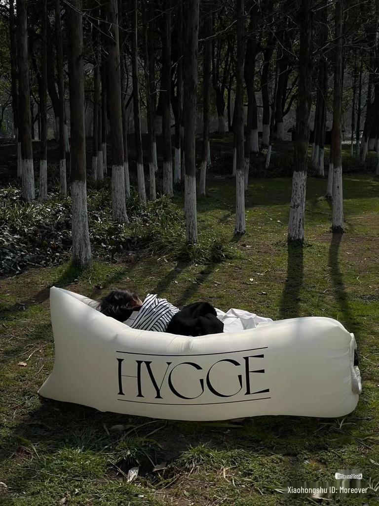 Aufblasbares Outdoor-Sofa - Tragbar, Bequem, Ideal für Camping & Festivals