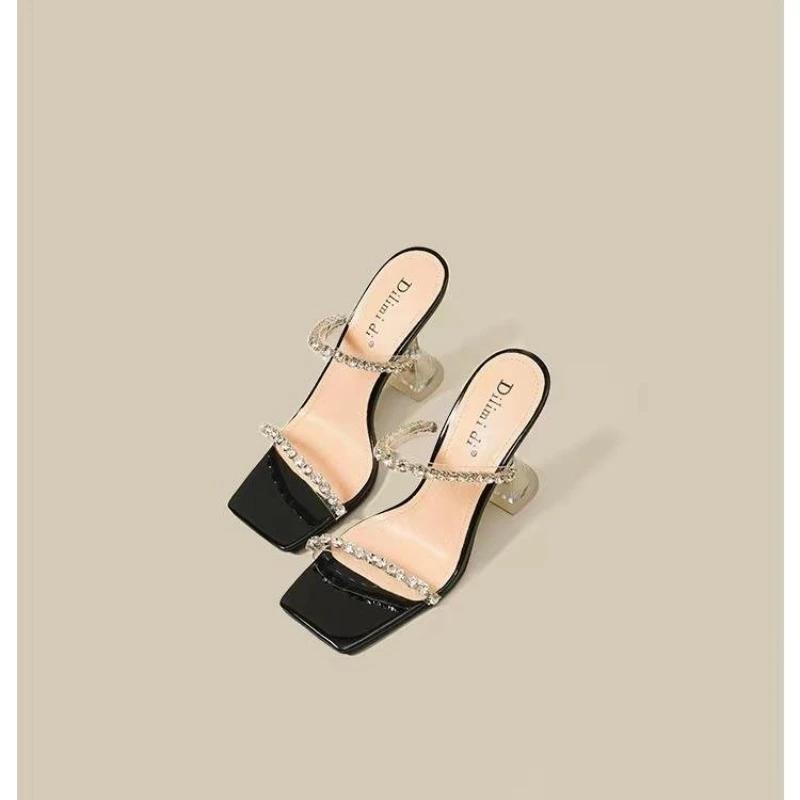 

Новые модные женские туфли на высоком каблуке с бриллиантовой цепочкой, женские сандалии с квадратной головкой и надписью «Подсолнух» со стразами 35