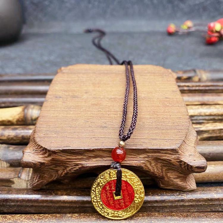 Vietnamesischer Sandgold Buddha Anhänger: Vergoldetes Maitreya Flammen Design