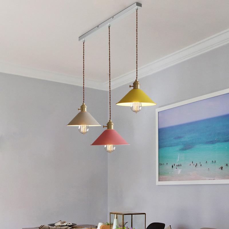 Black Wrought Iron Loft Retro Industrial Pendant Lamp for Bars, Restaurants, and Coffee Shops