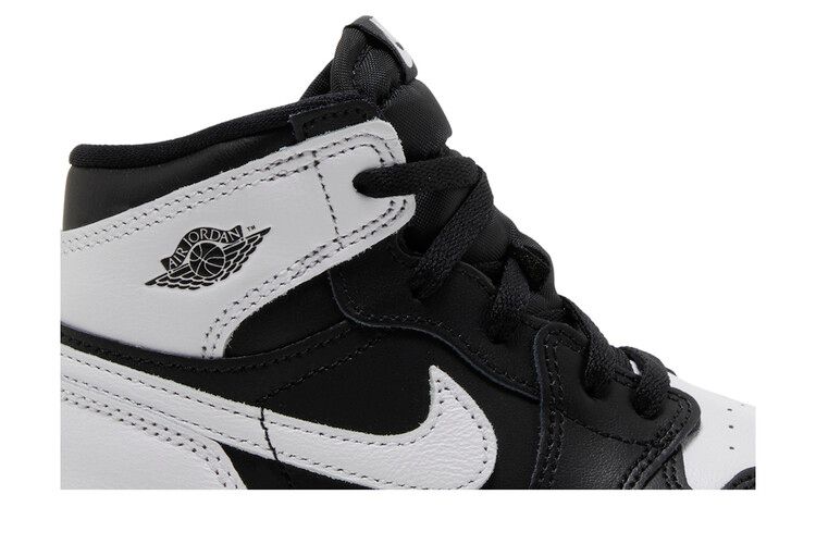 Air Jordan 1 Retro High OG TD 'Black White 2.0'