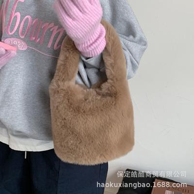 Plüschtasche Damen Herbst und Winter 2025 neue lässige Nischen-Design-Plüsch-Handtasche beliebte Beuteltasche