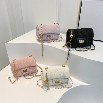 Módní tašky pro ženy Nový styl Jednoduchý styl Malá čtvercová taška Módní vyšívaná Diamantový řetízek Jedno rameno Crossbody