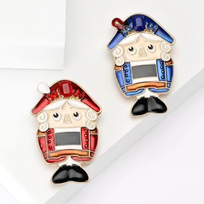Fashion Enamel Dripping King Brooch Creative Fairy Tale Cartoon Character Corsage Ornament Pin Accessories Unisex