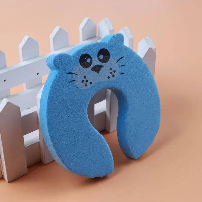 Lot Protection Baby Safety EVA C Shape Door Stopper Cute Animal Security Baby Card Lock Newborn Care Child Finger Protector