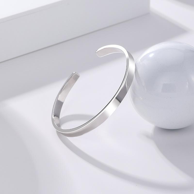Source Jewelry Factory Light Luxury Niche Design S925 Pure Silver Smooth Open Bracelet for Girls, Simple and Trendy Bracelet
