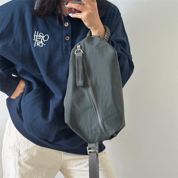 Multifunctional messenger bag men's and women's casual lightweight shoulder bag handbag yoga fitness bag cycling backpack large capacity