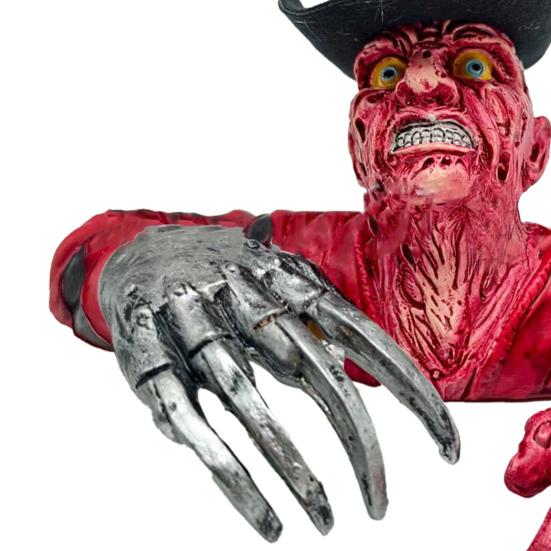 Resin Crawling Zombie Figurine Halloween Horror Zombie In A Crawling Position for Indoor Outdoor Garden Home Decor