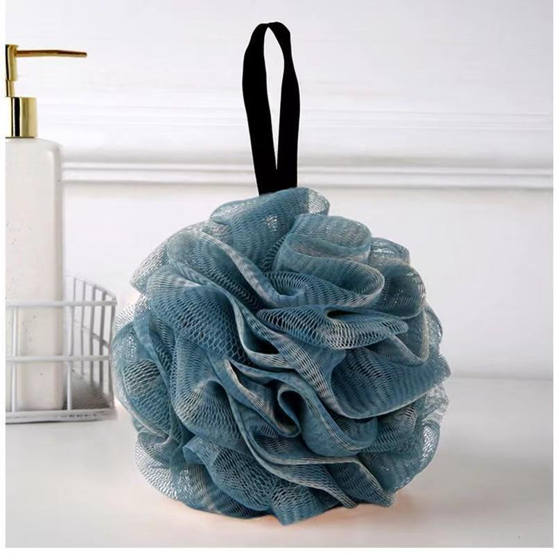 Gradient Two-Color Bath Ball: Large, Durable, Non-Dispersing Back Scrubber for Colorful Bubble Baths