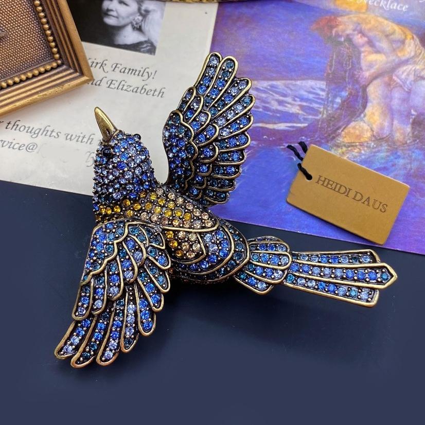 

Женская Мужская Мода Классическая Полностью Кристальная Брошь-Булавка Тяжелой Промышленности Средний Дизайн Стразы Классические Дворцовые Значки Ювелирные Изделия