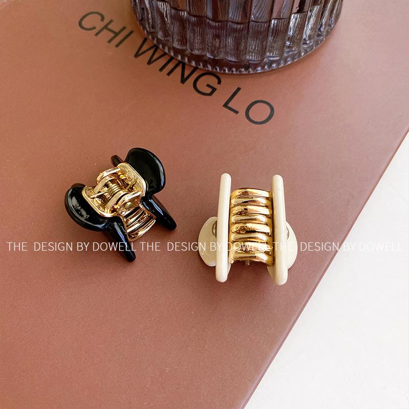 Attractive Rhinestonestudded Acetate Hair Claw Clip For Womens Look Casual