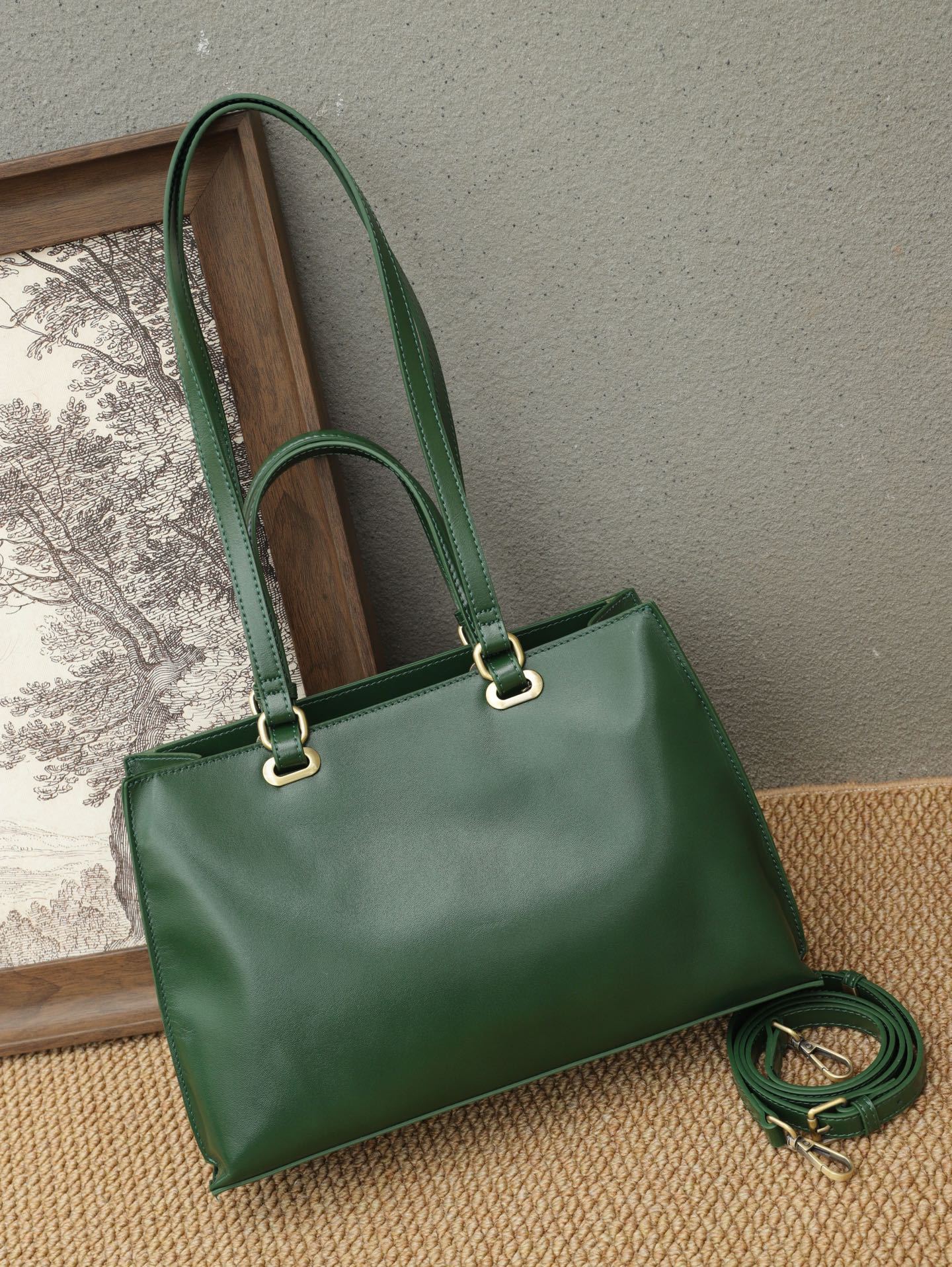 

First Layer Vegetable Tanned Cowhide Underarm Bag Autumn And Winter Leather Simple Commuter Bag Portable Shoulder Messenger Bag зелений