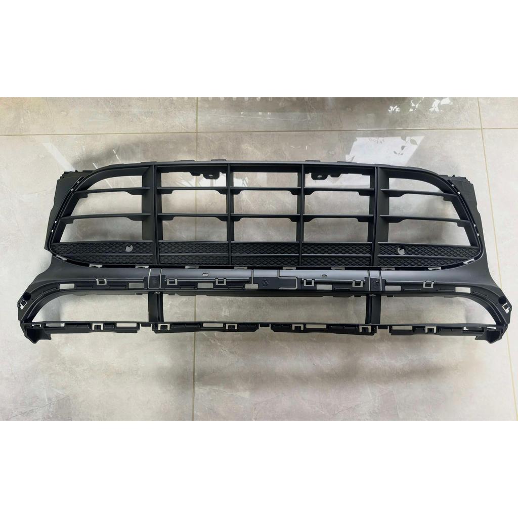 Porsche Macan Turbo Front Bumper Grille 2014-2017 95B807683AA1E0