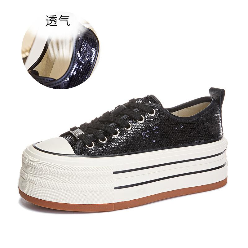 The first layer of pigskin inside the small white shoes women's 2025 spring new platform casual board shoes muffin platform leather women's shoes