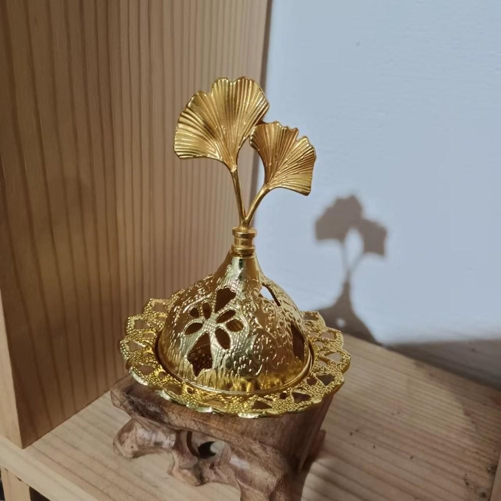 Creative Alloy Metal Incense Burner Gold Retro Mini Censer Holder Star Moon Pattern Hollow Out Incense Stick Burner Living Room