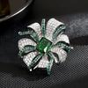 SUYU 2024 New Fashionable Elegant And Unique Design Retro And Exquisite Flower Brooch Women's Luxury Brooch Accessories Pins