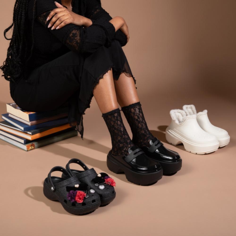 CrocS Women S claSSic Platform Glitter Clog 207241 001