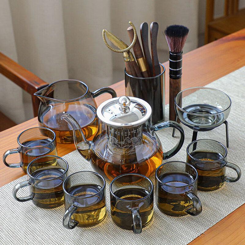 UO-SO Heat-resistant Glass Kung Fu Tea Set with Automatic Water Filling