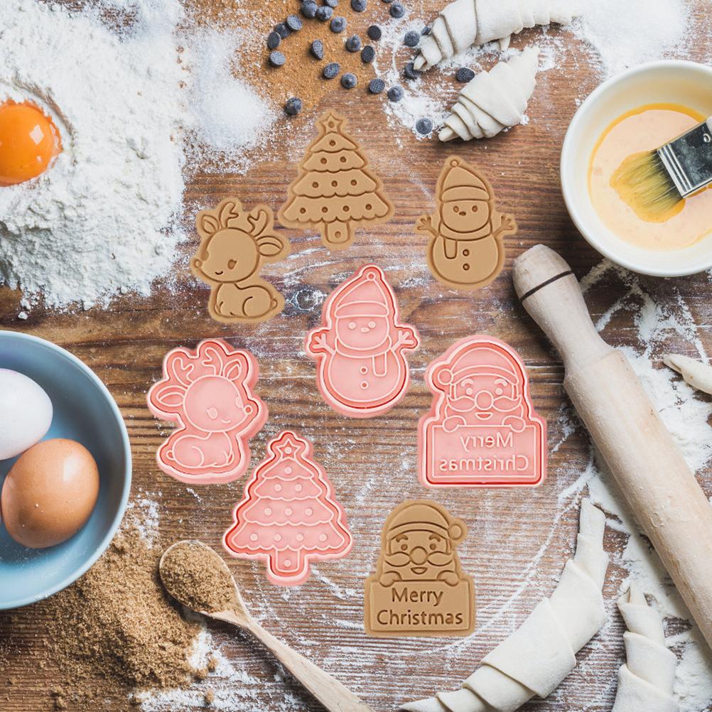 8 Pcs/Set DIY Christmas Biscuit Mould Cartoon Cutter 3D Biscuits Mold Plastic Baking Mould