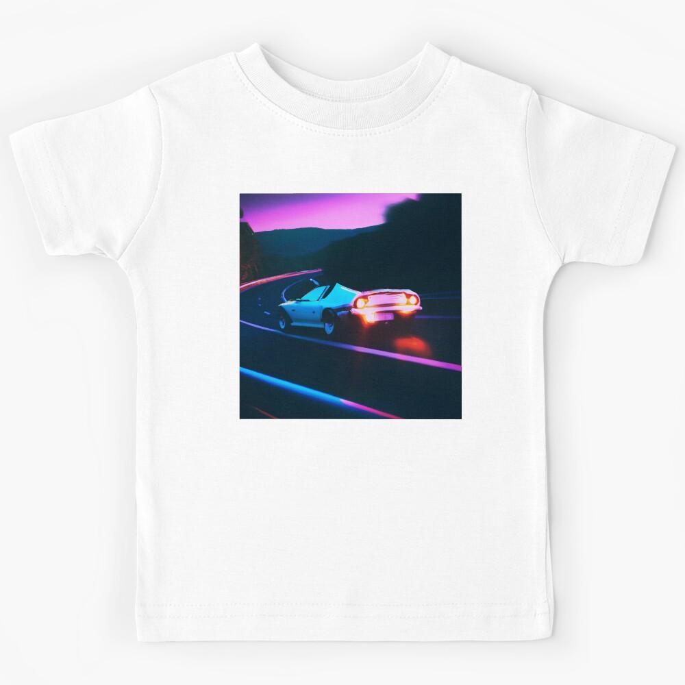 Driving through the mountains Kids T-Shirt 100
