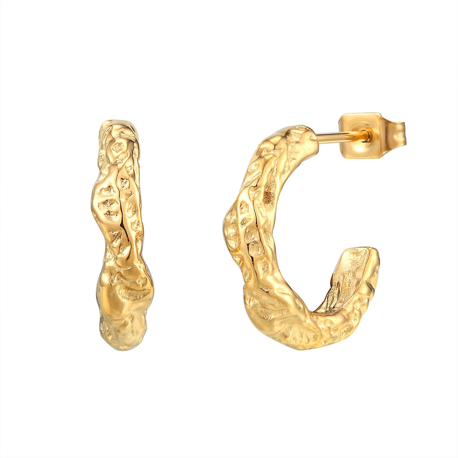 

Простые серьги-гвоздики в форме буквы C из лавы, гальванизированное золото, ретро-серьги из нишевого дизайна, женские ювелирные изделия из титановой стали с высокой степенью сохранения цвета