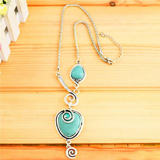 Women Vintage Charm Heart Bib Collar Pendant Turquoise Necklace Jewelry Accessories
