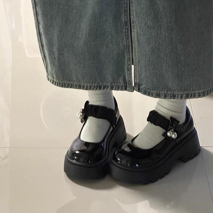 Осенние туфли на платформе в студенческом стиле маленькие кожаные туфли на липучке женские одинарные туфли кукольные универсальные женские туфли 35 чёрный 2669₽