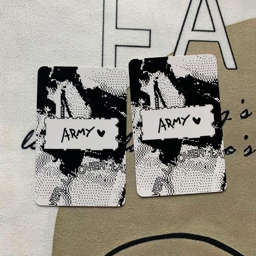 [USED] BTS LAYOVER V Taehyung Sanok Trading Cards (2 Cards)