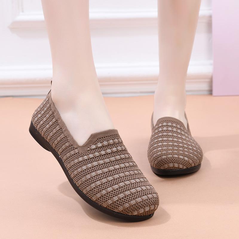 New Soft Soled Cloth Shoes for Women, Comfortable To Wear on One Foot, Lazy Shoes, Casual and Versatile Mom Shoes