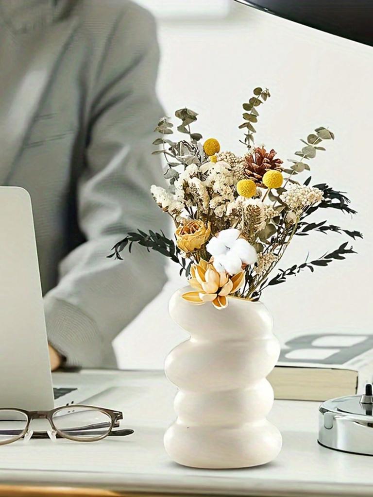 Plastic spiral vase, Nordic style creative flower arrangement, container decoration, dry and wet vase, imitation glaze.