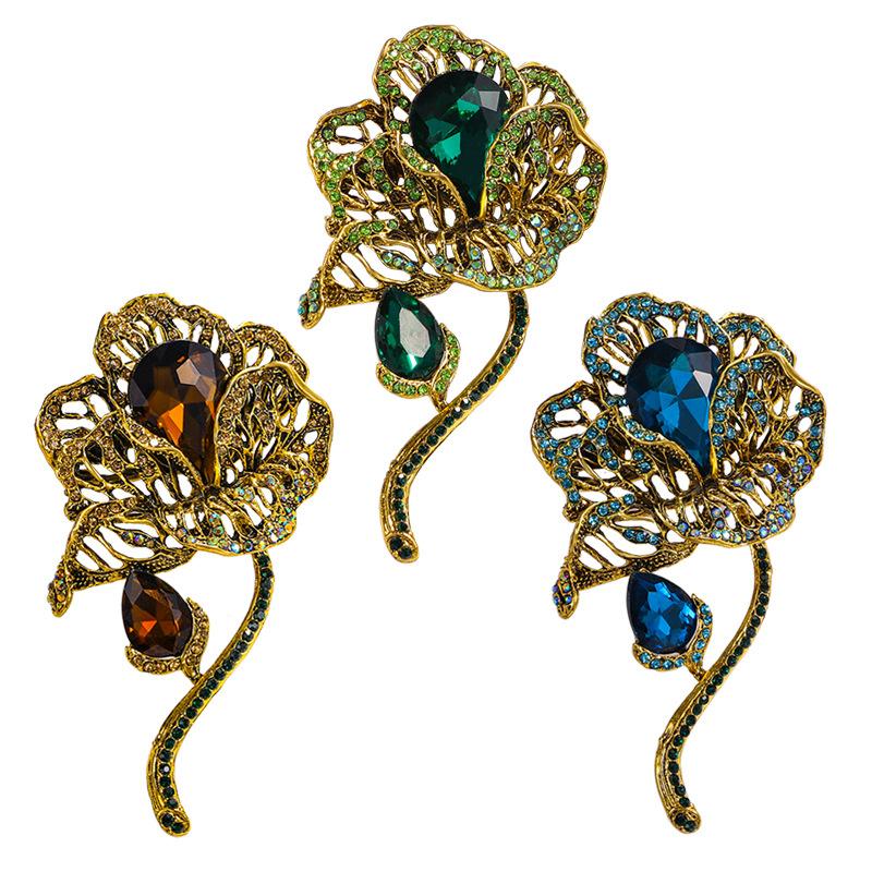 Luxury Women Men Exqusite Full Crystal Lotus Shining Brooches Badges Vintage Plant Rhinestone Pins Corsage For Women's Party