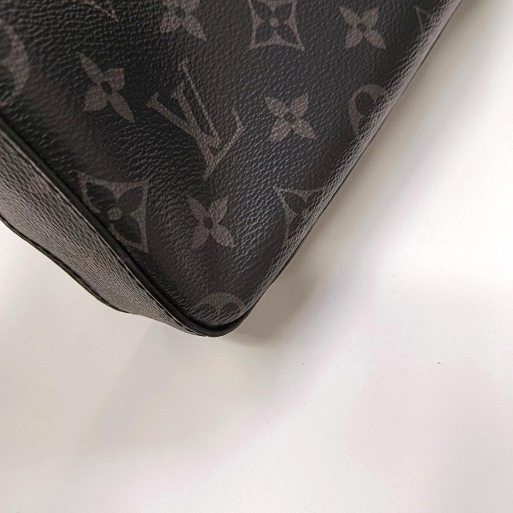 [Pre-Owned] Louis Vuitton Trio Messenger 'Monogram Eclipse Reverse Canvas' - Very Good #19ENI0M