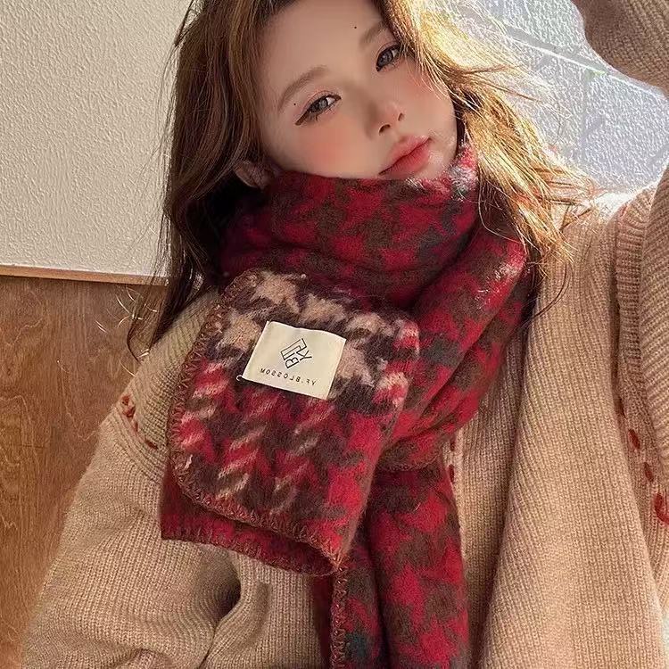 Autumn and Winter New Cold and Warm New Year's Gift Couple Versatile Student Senior Sense Red Scarf Women's Winter