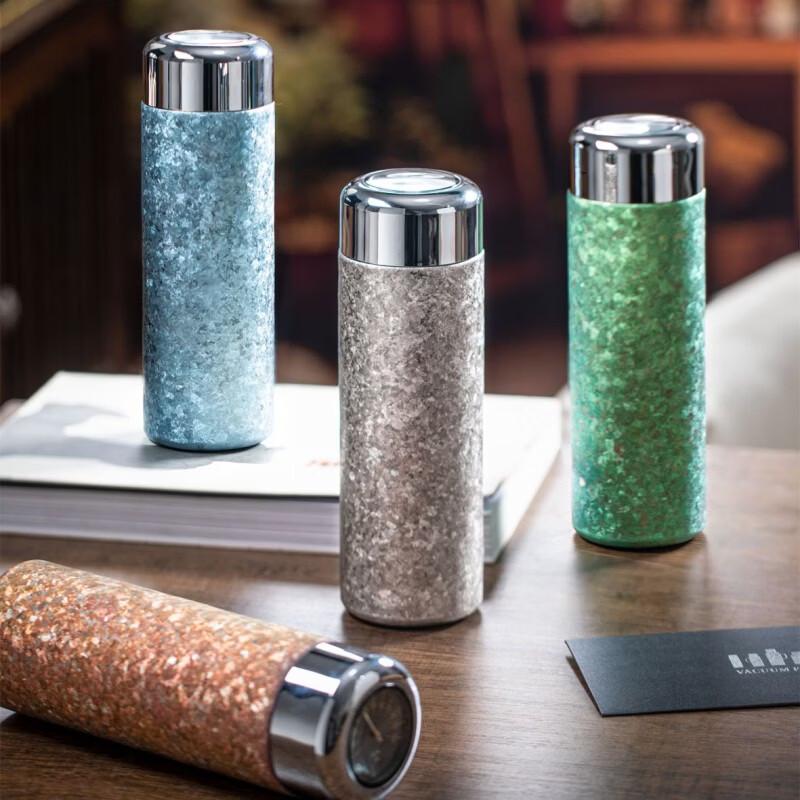 Wu Wajū Pure Titanium Insulated Tea Mug 300ml